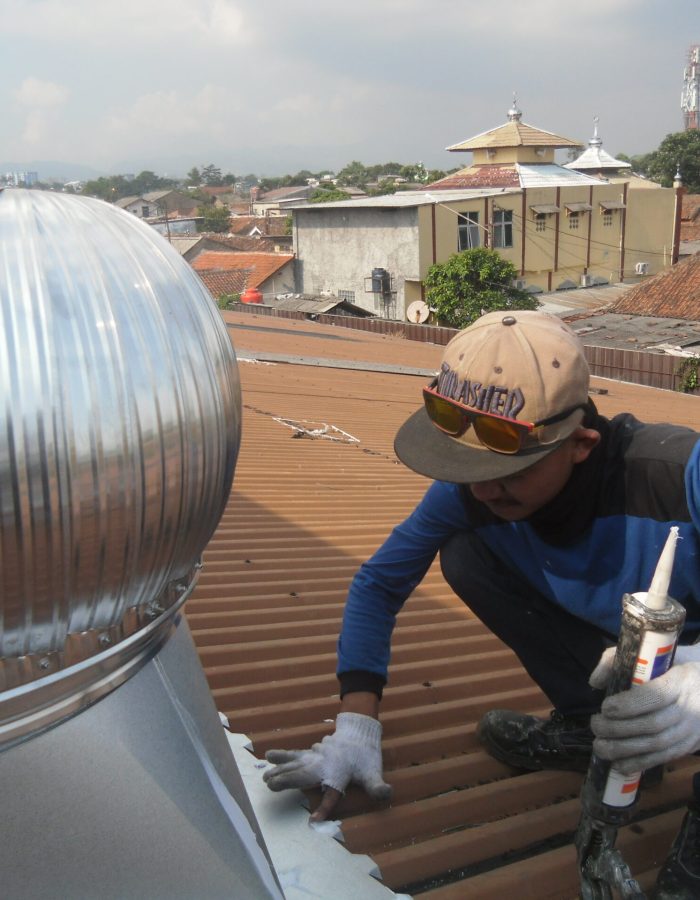 PT. Ruang Inspirasi Indonesia - MAJTER CV Adam Jaya